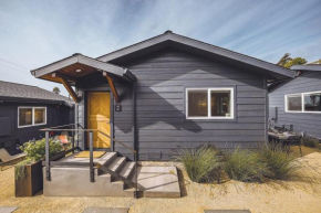 Fish Board Studio includes King Bed with Kitchenette and Futon